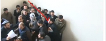 بخښنه غوښتل بسنه نه کوي، د کندوز د والي منشي باید د قانون منګولو ته وسپارل شي